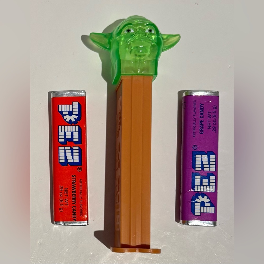 Star Wars Yoda PEZ Dispenser with Candy New No Box